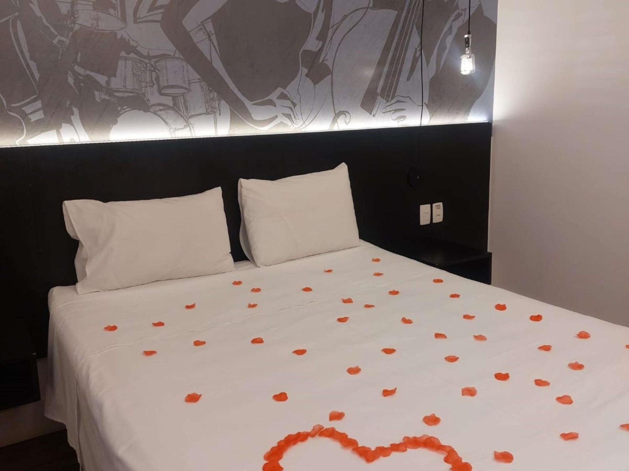 Отель Ibis Styles Таубате Экстерьер фото